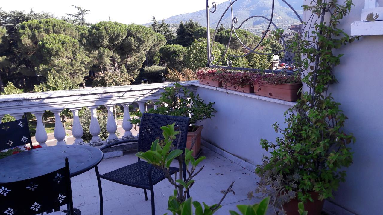B&B Casa Laviano เมลฟิ ภายนอก รูปภาพ