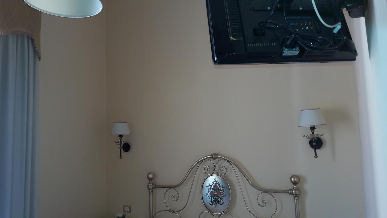 B&B Casa Laviano เมลฟิ ภายนอก รูปภาพ