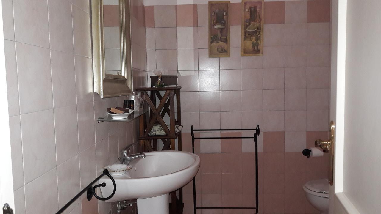 B&B Casa Laviano เมลฟิ ภายนอก รูปภาพ