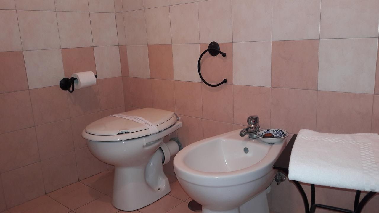 B&B Casa Laviano เมลฟิ ภายนอก รูปภาพ